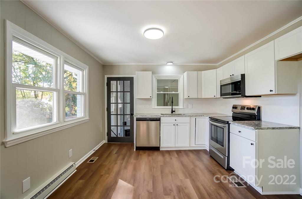 1324 Pondella Drive