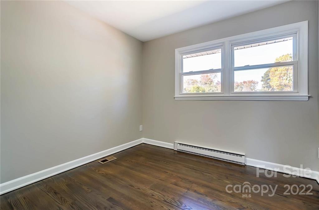 1324 Pondella Drive