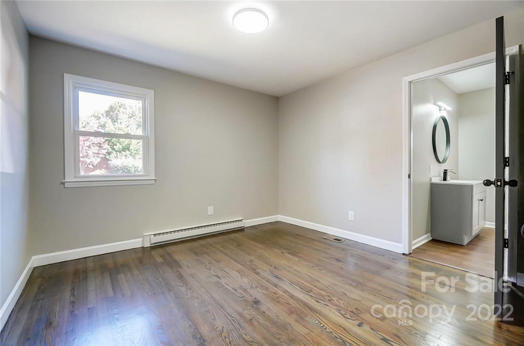 1324 Pondella Drive