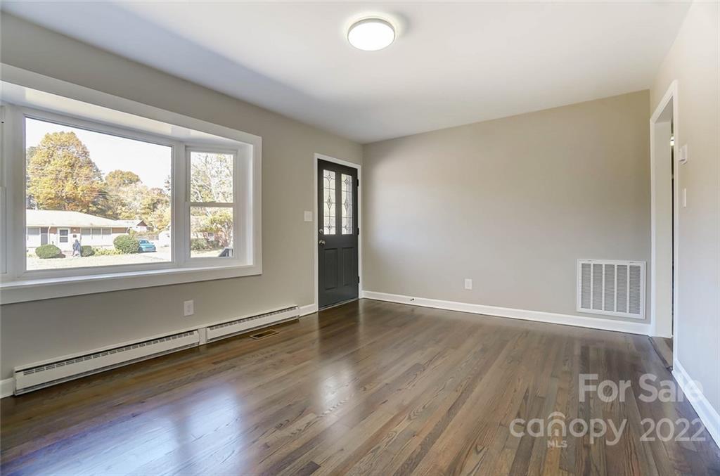 1324 Pondella Drive