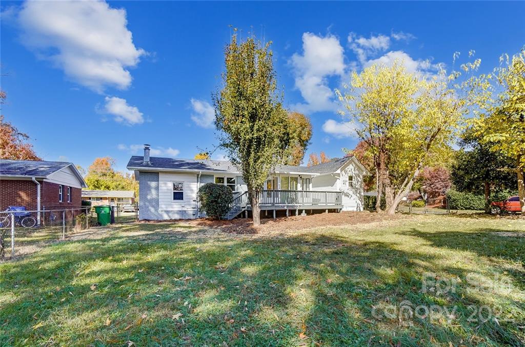 1324 Pondella Drive