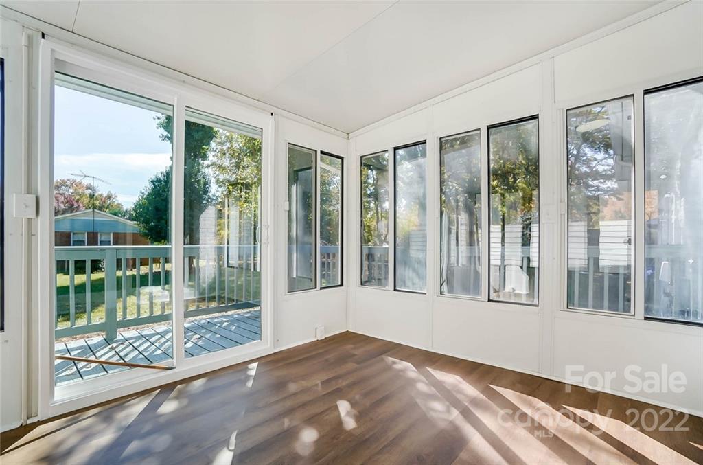 1324 Pondella Drive