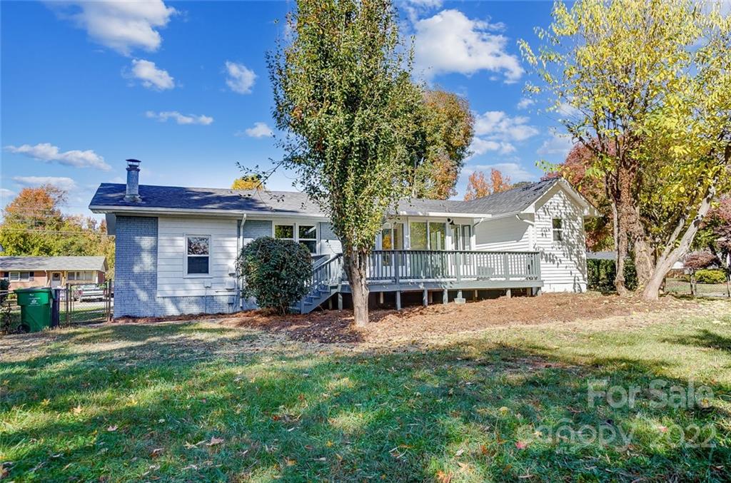 1324 Pondella Drive