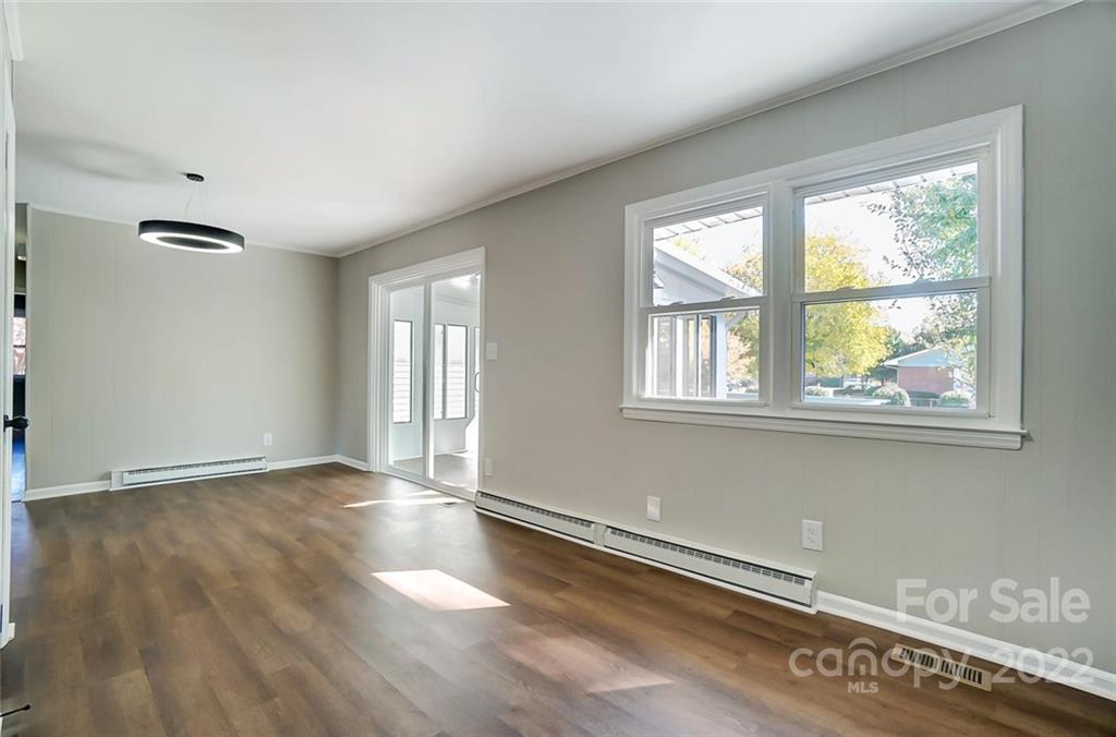 1324 Pondella Drive