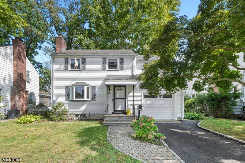 1955 Oakwood Pkwy