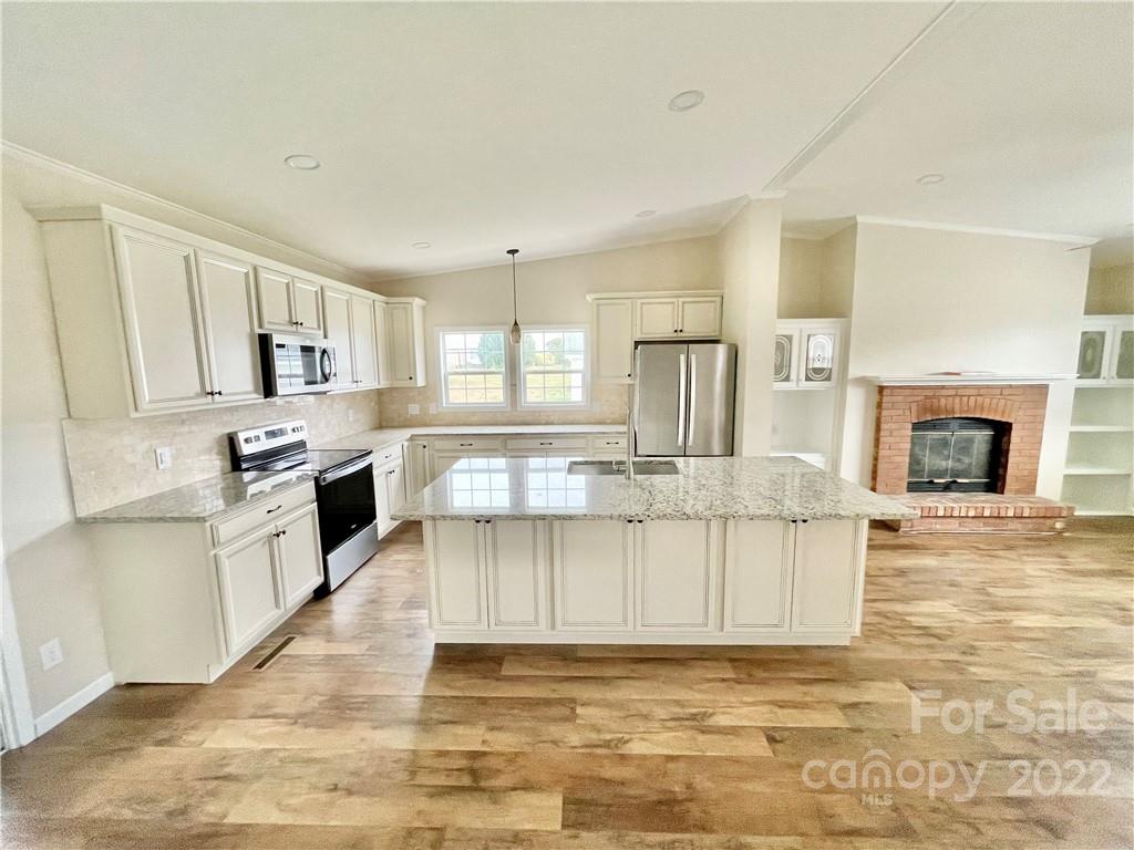 116 Deer Valley Drive