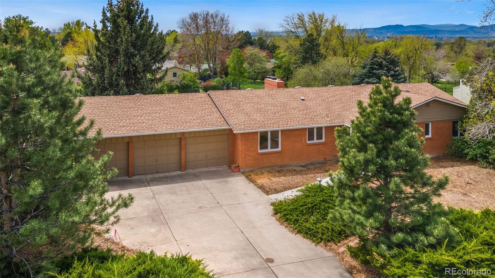 1831 Rangeview Drive