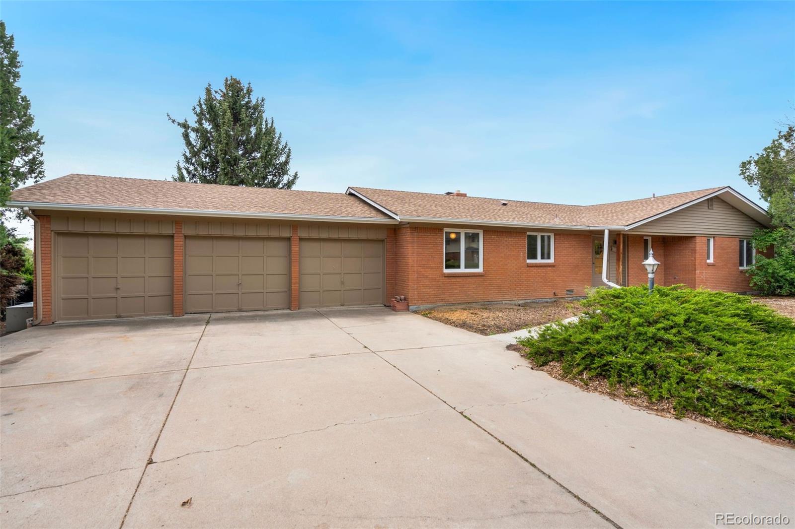 1831 Rangeview Drive