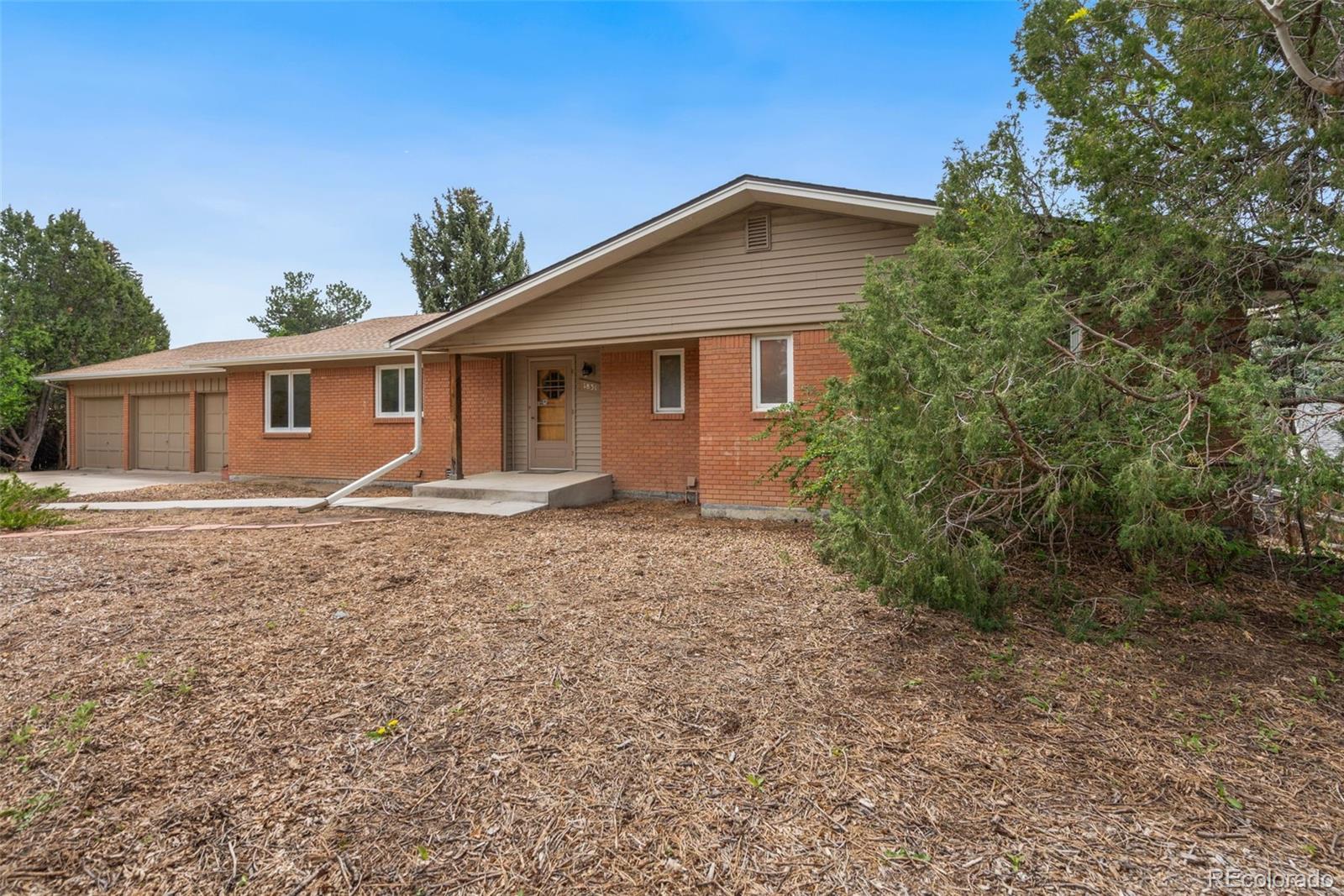 1831 Rangeview Drive
