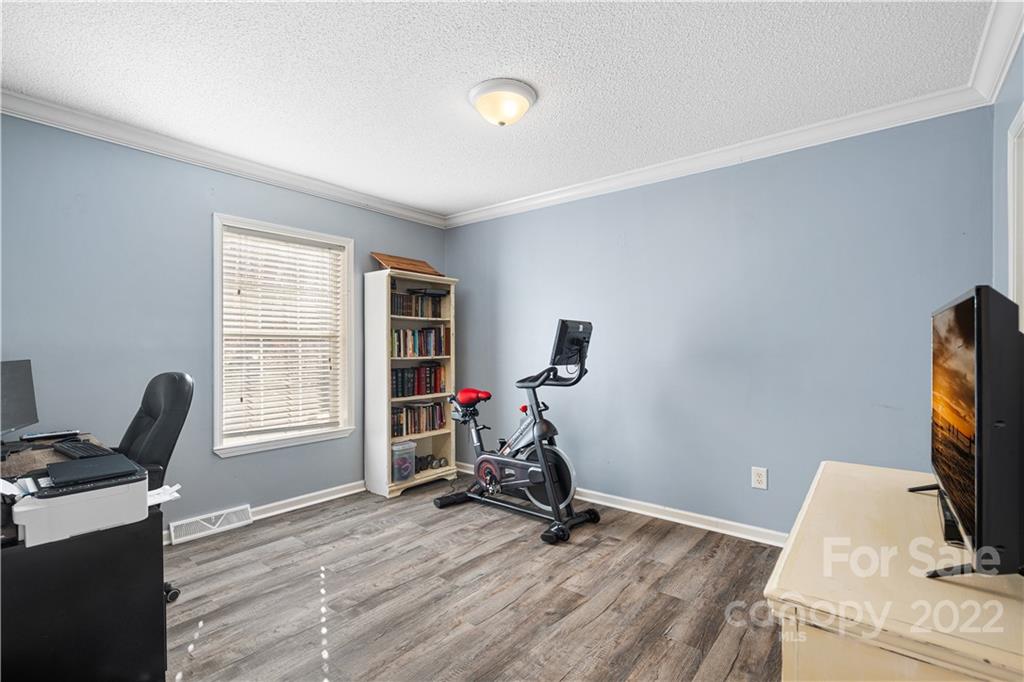 3698 Innes Lane