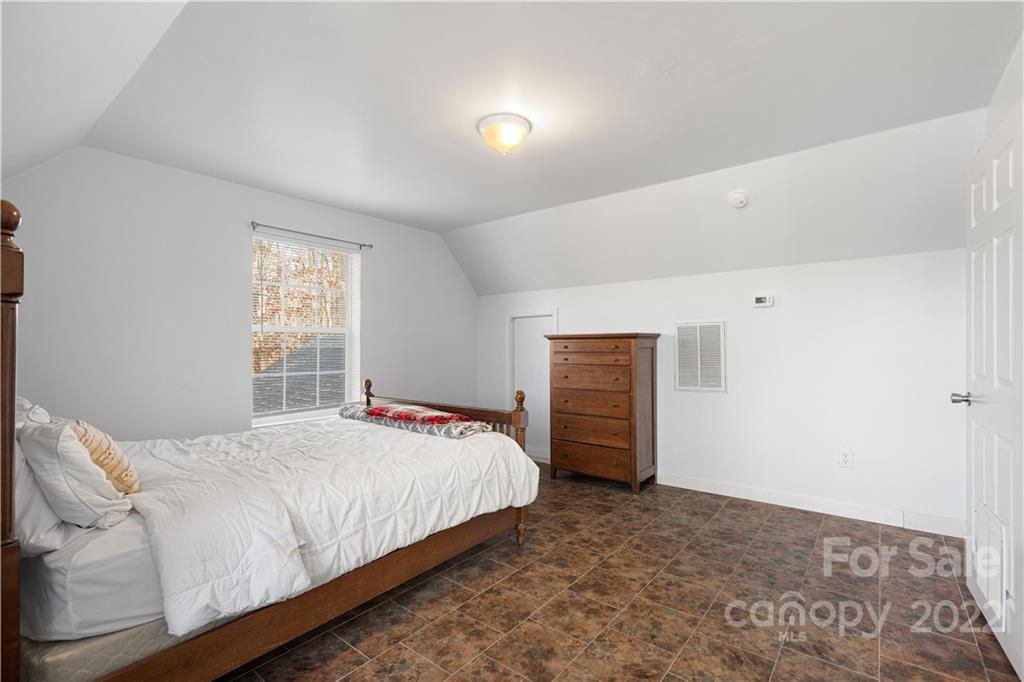 3698 Innes Lane