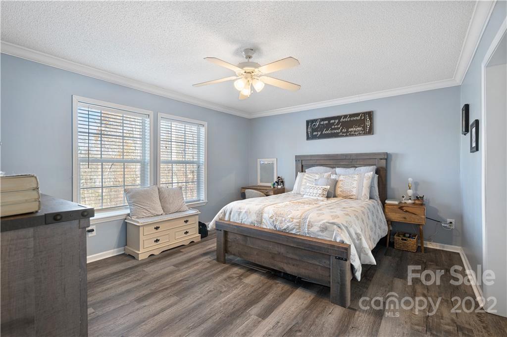 3698 Innes Lane