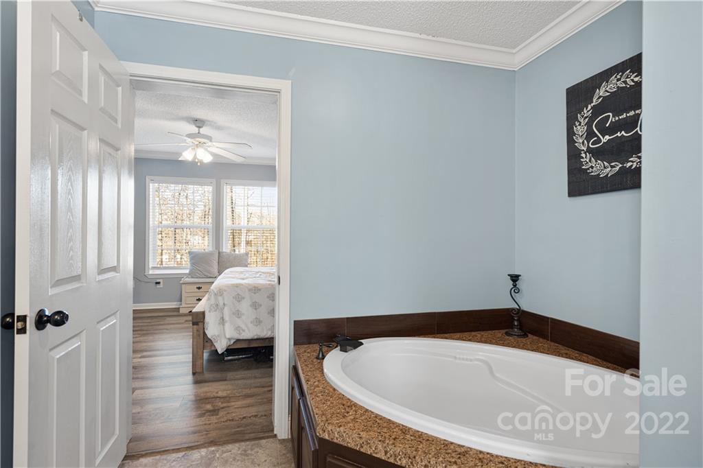3698 Innes Lane