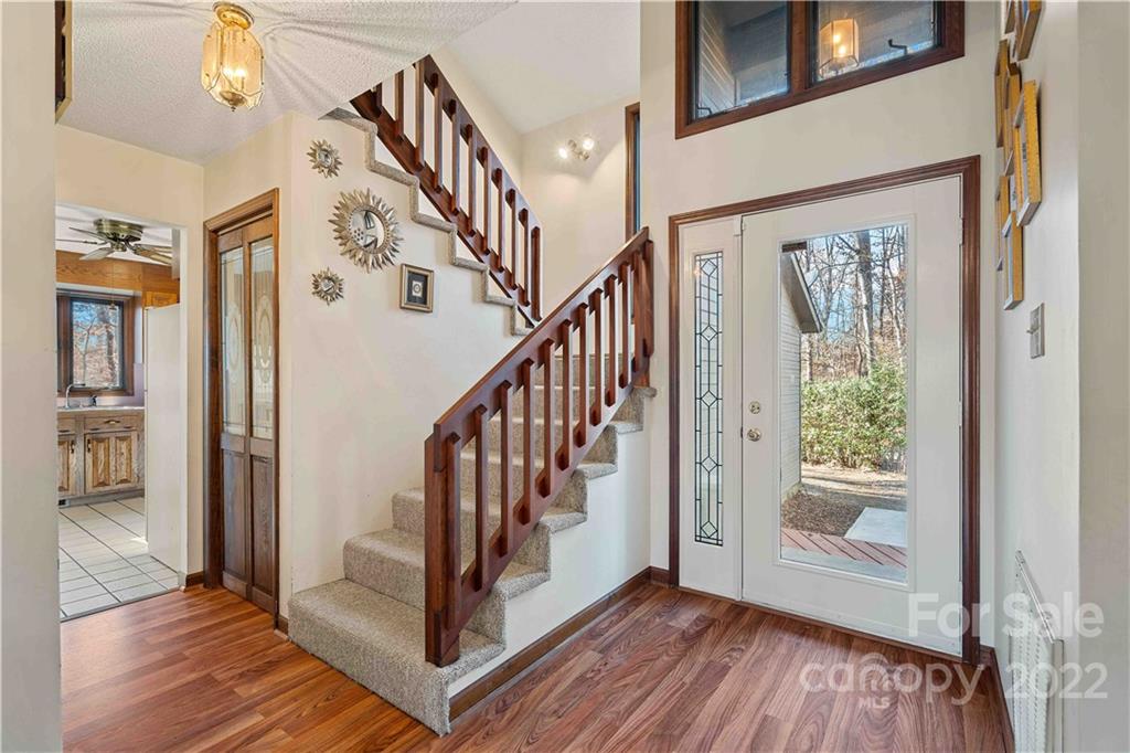 134 Sweetbriar Lane