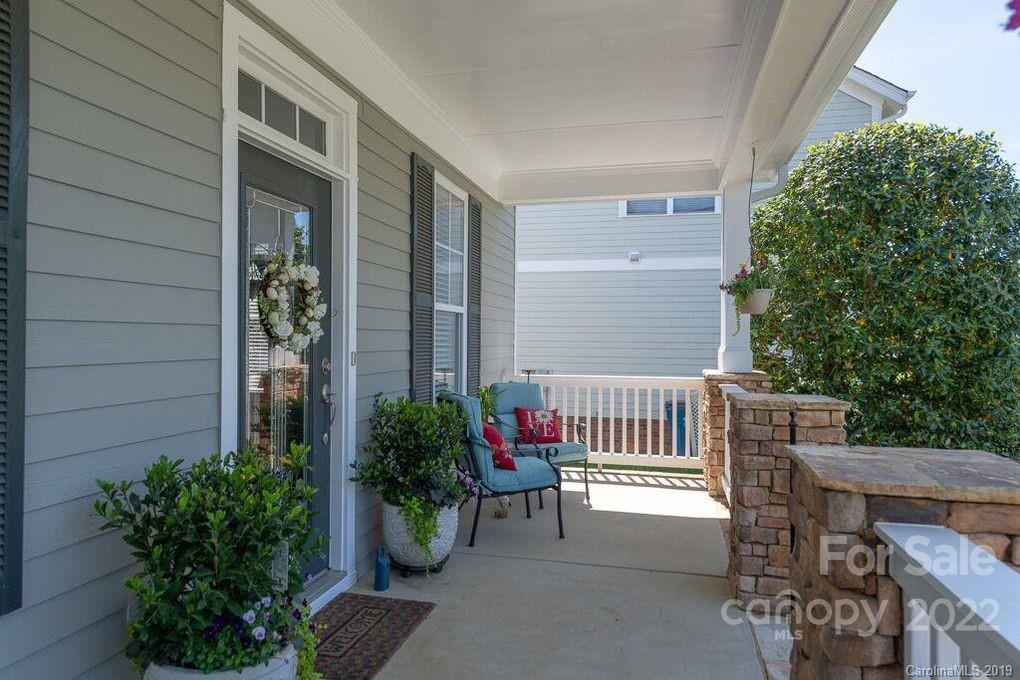 728 Mercer Place