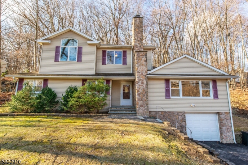 66 Brookside Rd