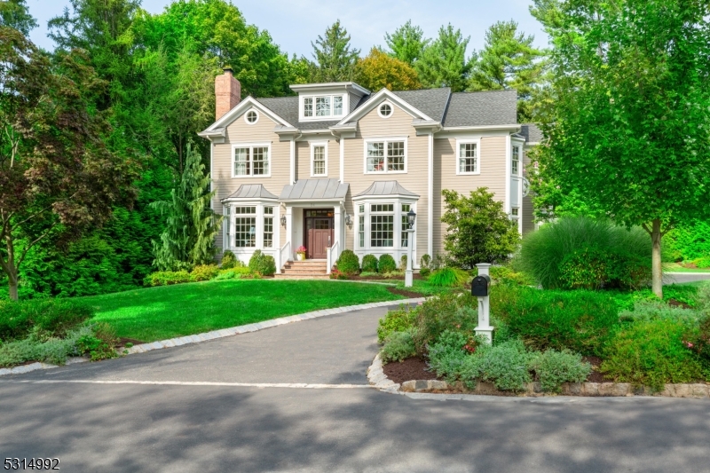 24 COUNTRY CLUB DRIVE