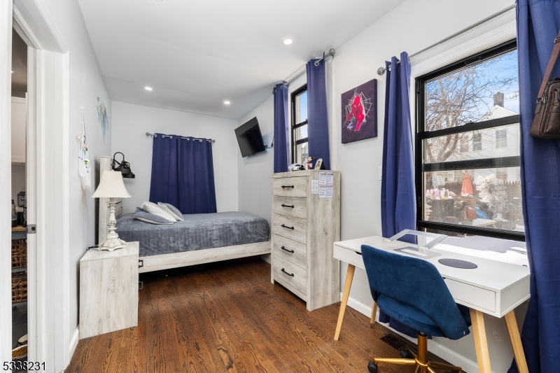 244 Franklin St