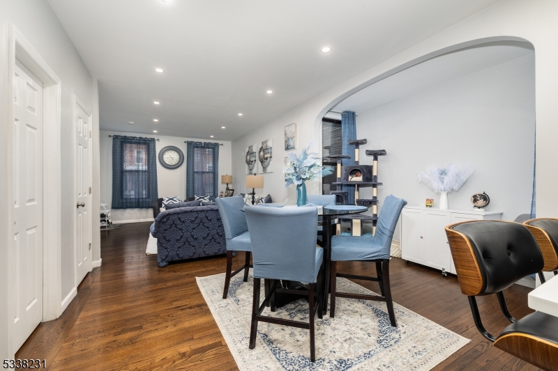 244 Franklin St