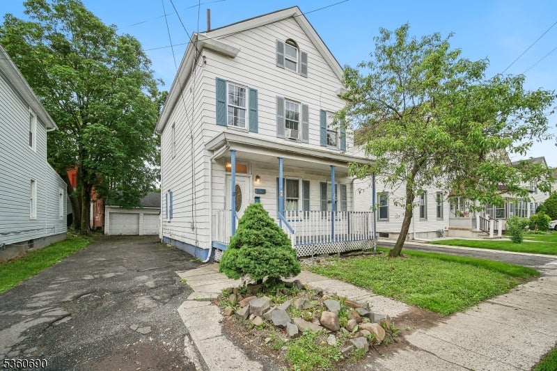 17 Lincoln Pl