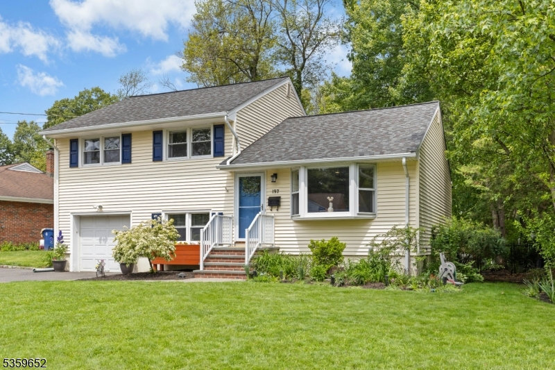 197 Pleasant Ave