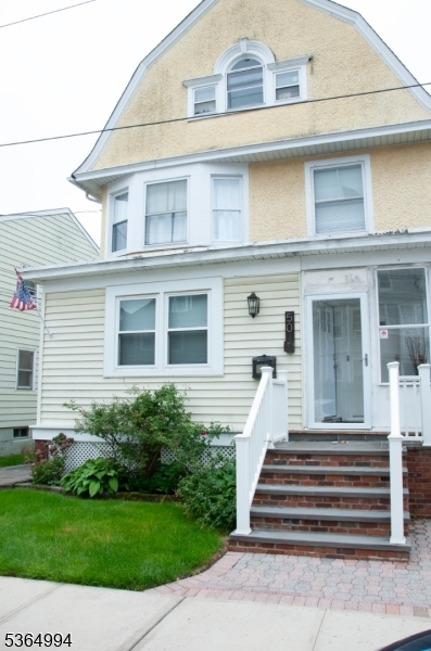 50 Quinby Pl