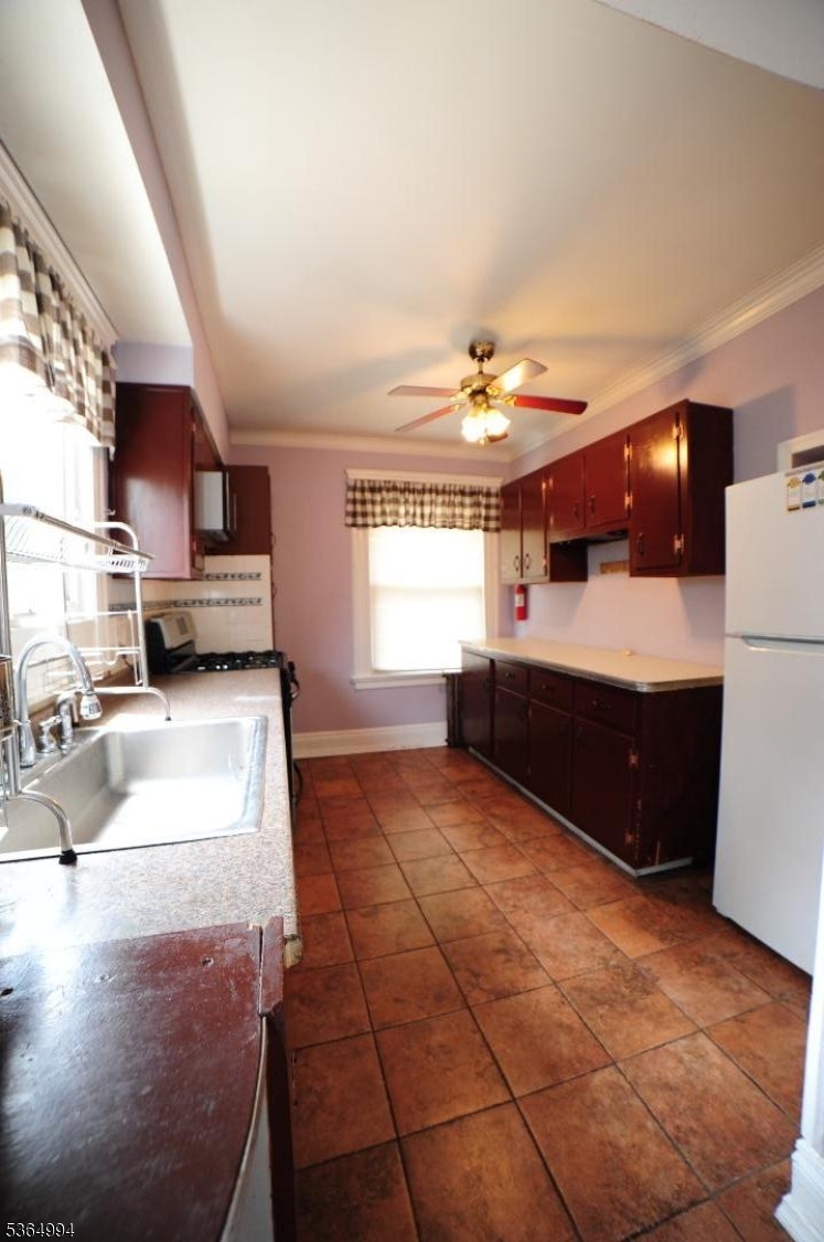 50 Quinby Pl