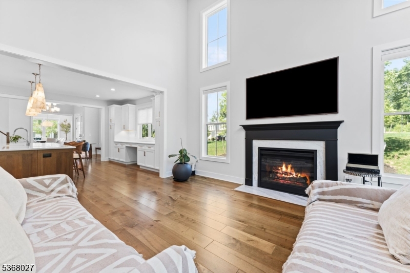 28 Peacock Ln 28
