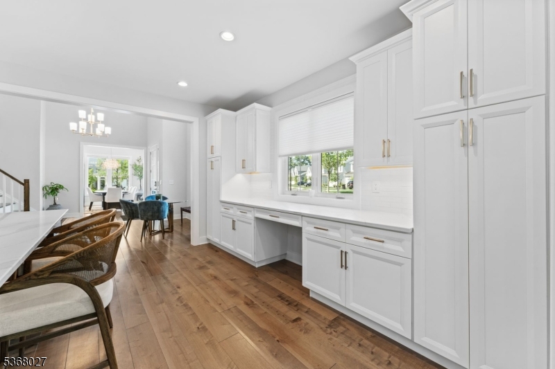 28 Peacock Ln 28