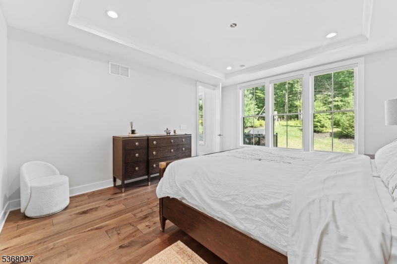 28 Peacock Ln 28