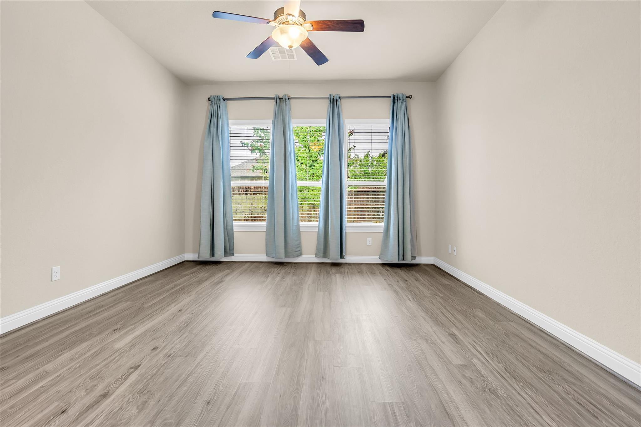 16626 Highland Country Drive