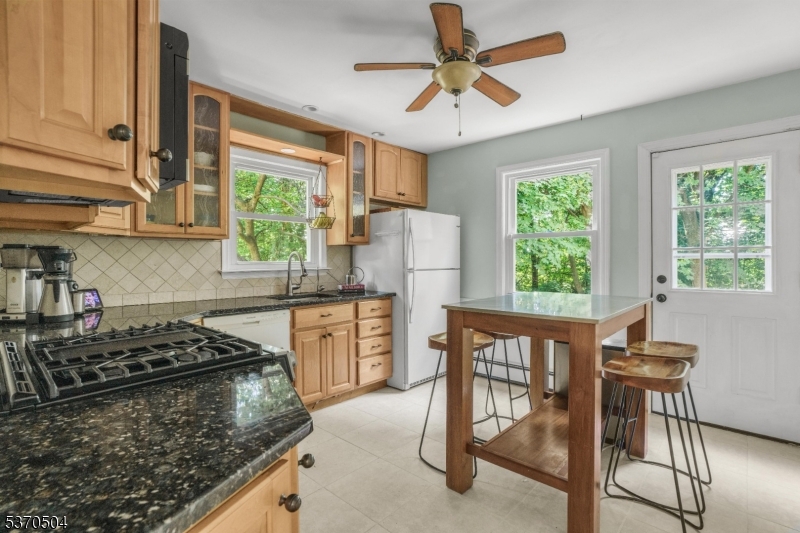 33 Irvington Pl
