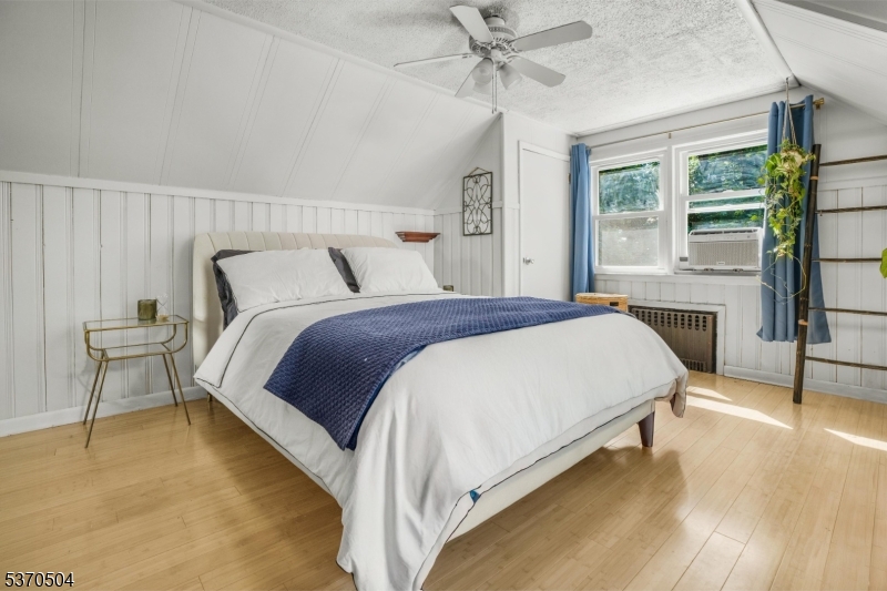 33 Irvington Pl