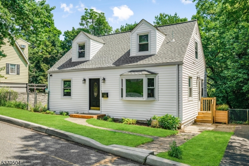 33 Irvington Pl