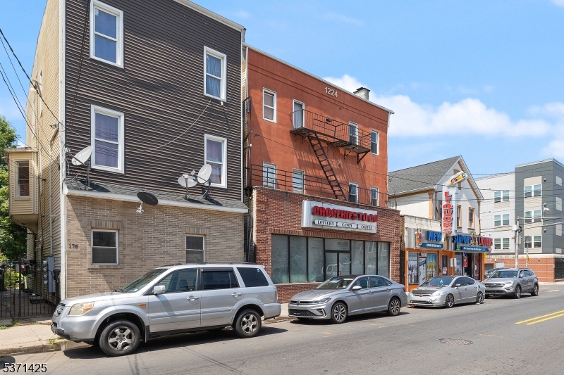 178-180 3Rd St