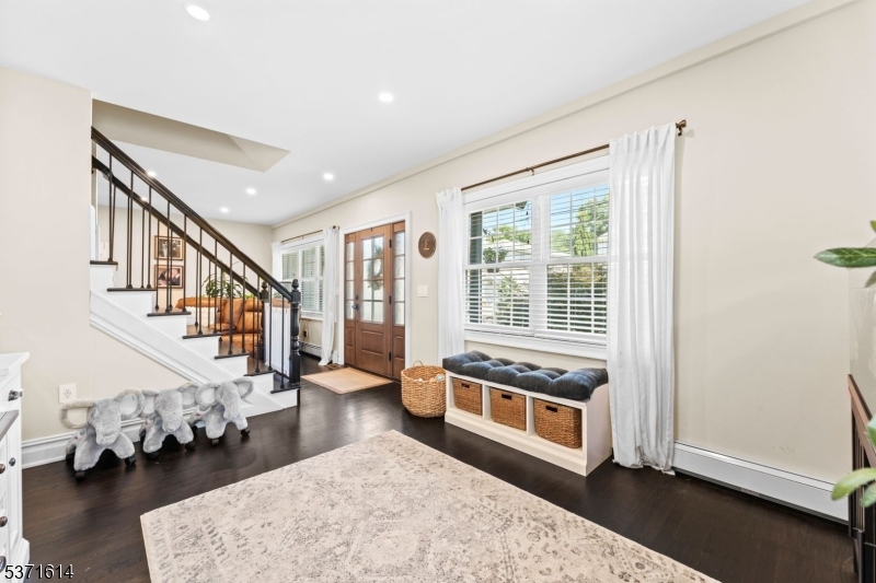 56 Bartell Pl