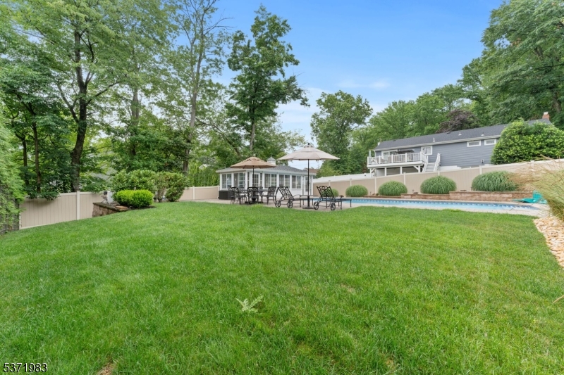 63 Summit Ave