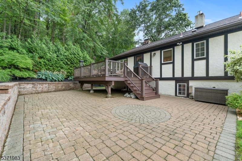 63 Summit Ave