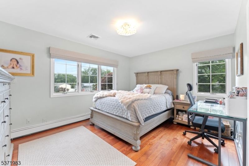 63 Summit Ave
