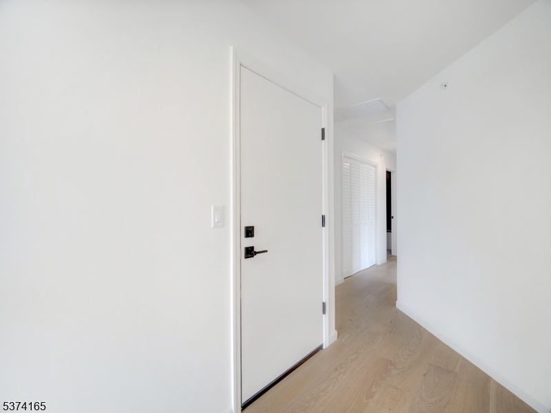 71 Stuyvesant Ave