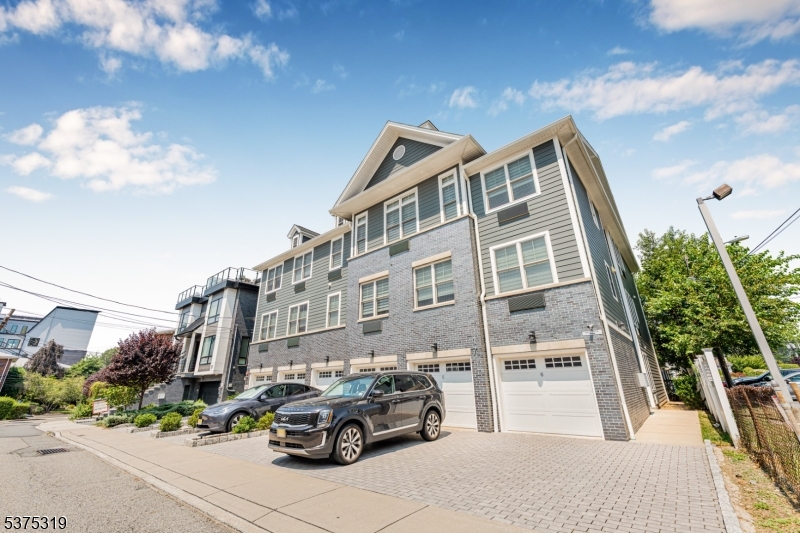 17 Cumbermeade Rd 301