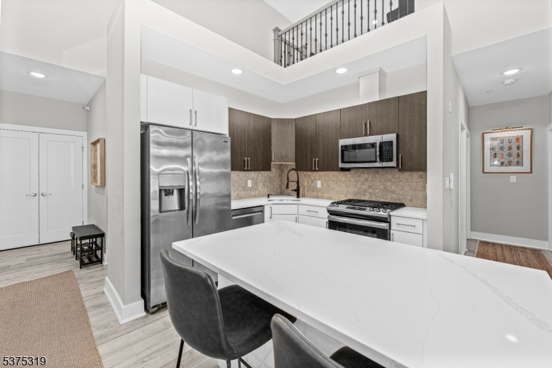 17 Cumbermeade Rd 301