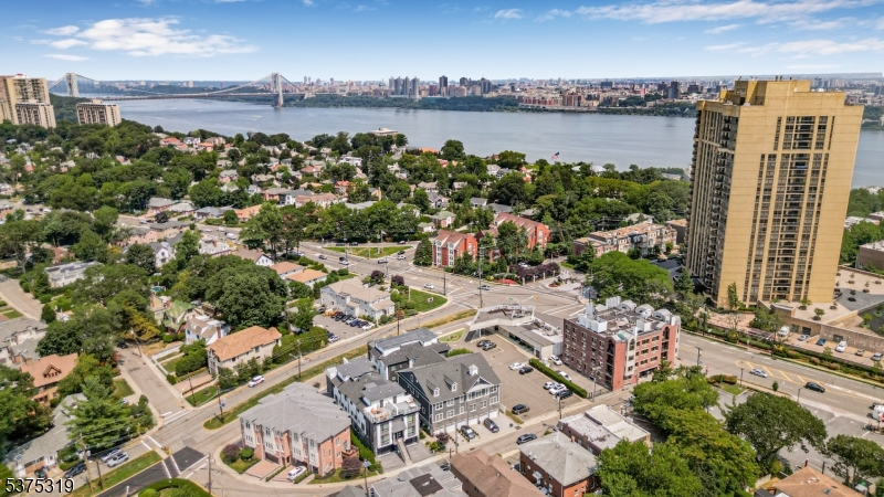 17 Cumbermeade Rd 301