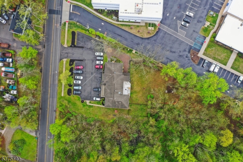 455 Newark Pompton Tpke