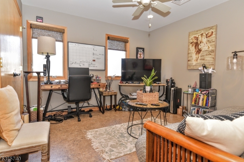 455 Newark Pompton Tpke