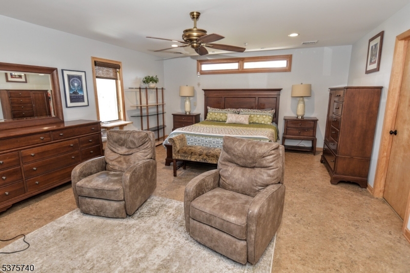 455 Newark Pompton Tpke