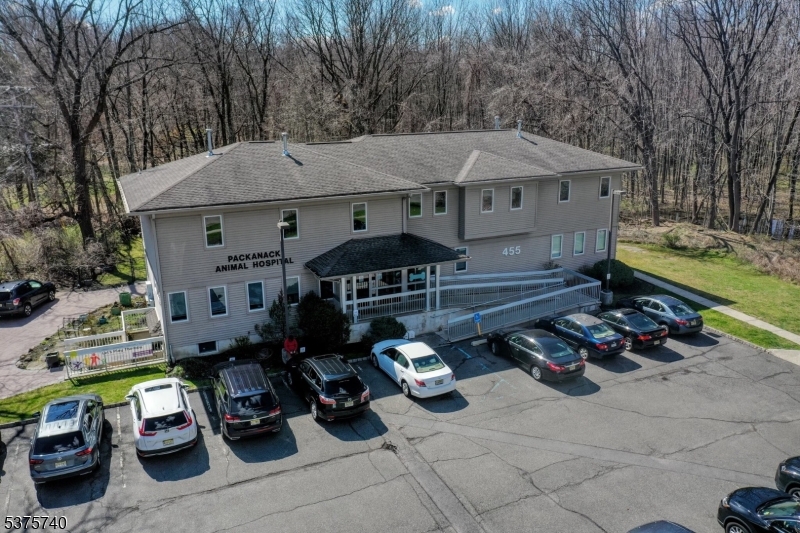 455 Newark Pompton Tpke