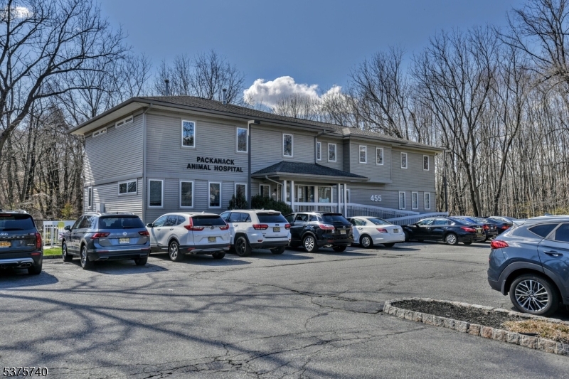 455 Newark Pompton Tpke