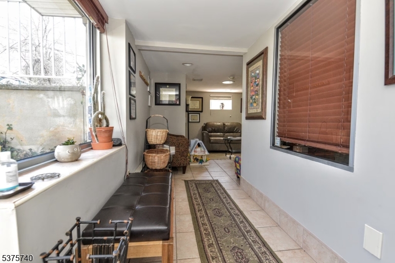 455 Newark Pompton Tpke