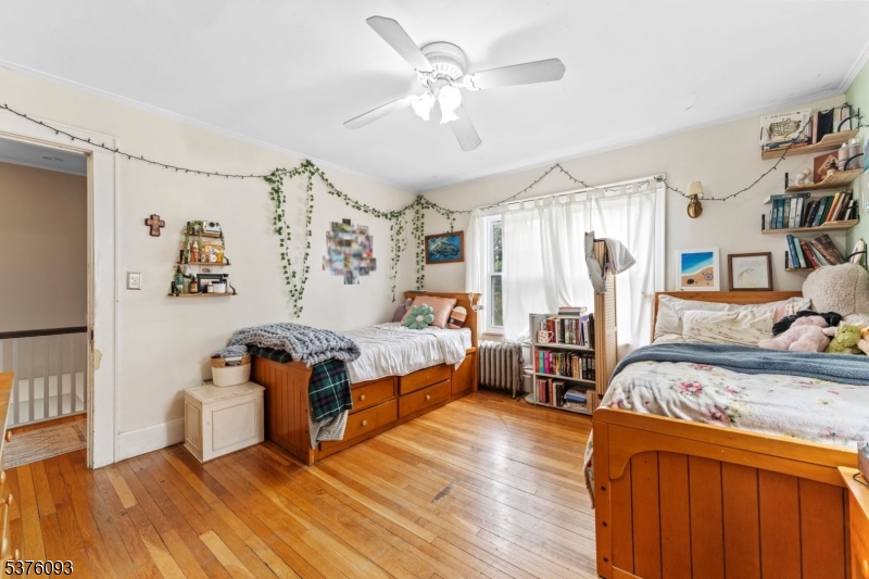 61 Willow Ave